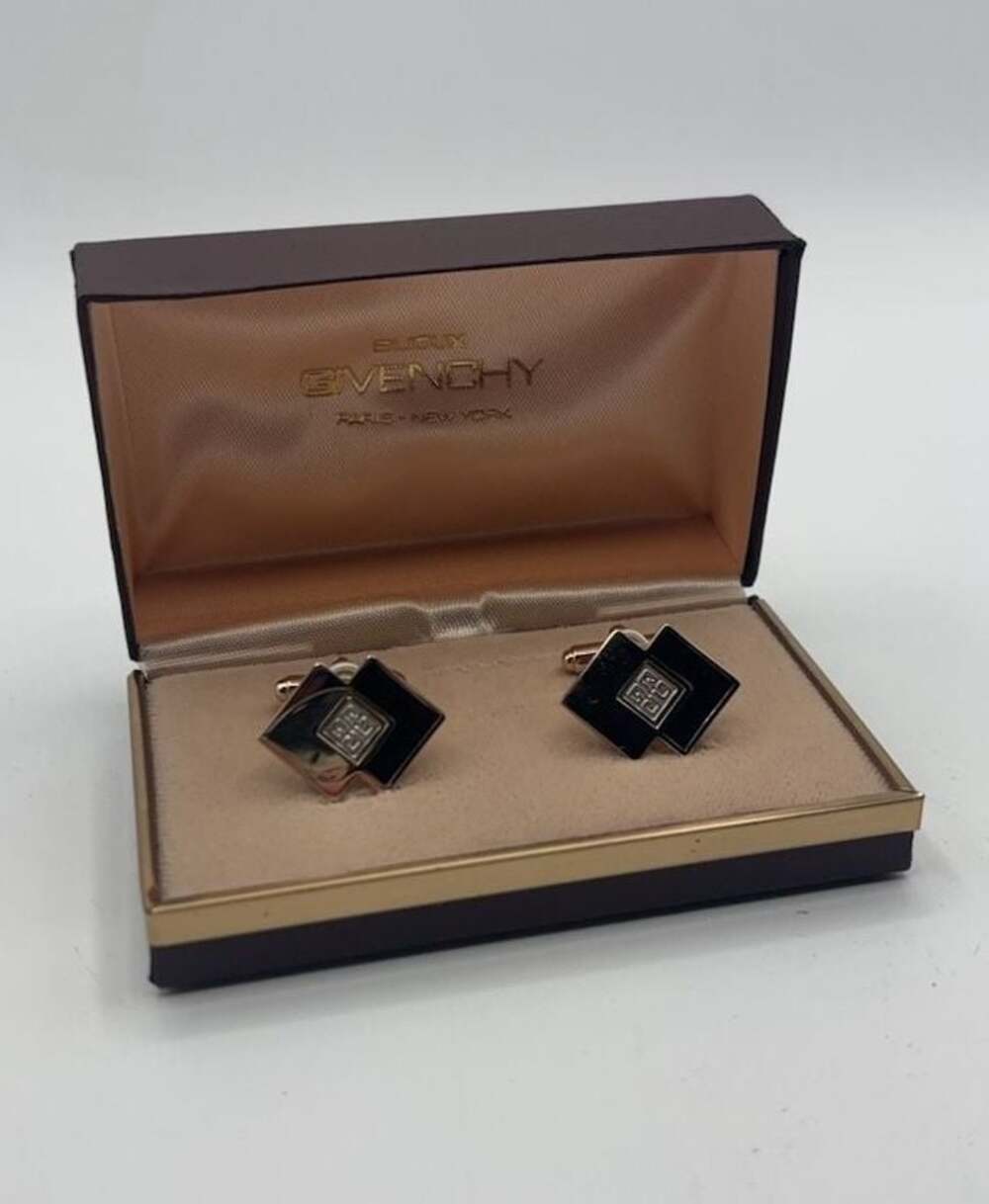 Givenchy Vintage Bijoux 4G Logo Black Enamel and Gold Tone Rhombus Cufflinks